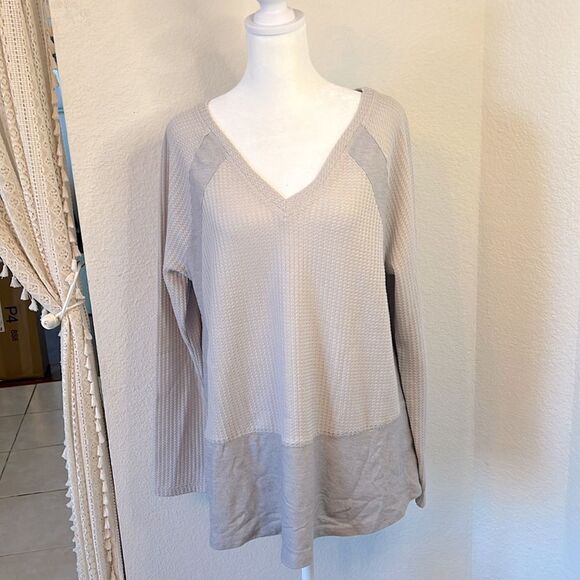 Women's Doe & Rae Long Sleeve Mixed Material Cream V-Neck Sweater ~ Size Large - Picture 1 of 8